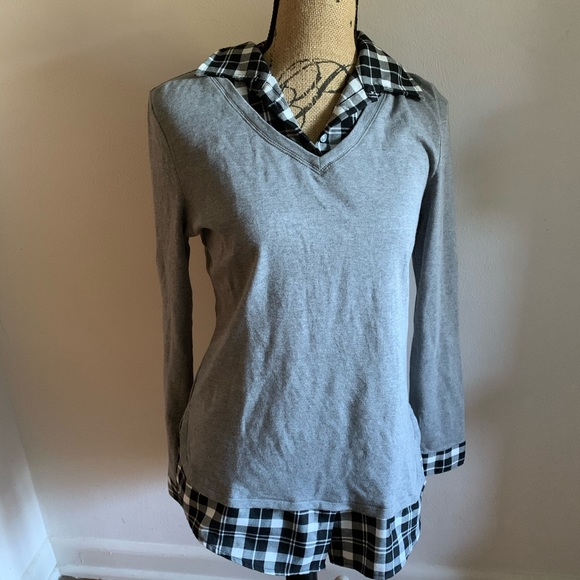 Sweater shirt gray plaid flannel top blouse layer - Picture 1 of 4